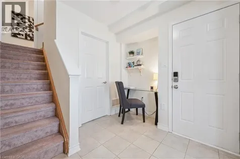 9 Outlook Terrace Kitchener ON N2R 0K6