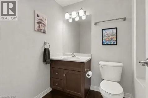 127 Acacia Road Fonthill ON L0S 1E6