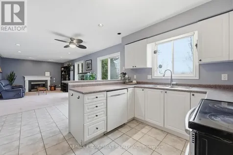 187 Alderlea Avenue Hamilton ON L0R 1W0