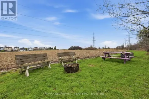187 Alderlea Avenue Hamilton ON L0R 1W0