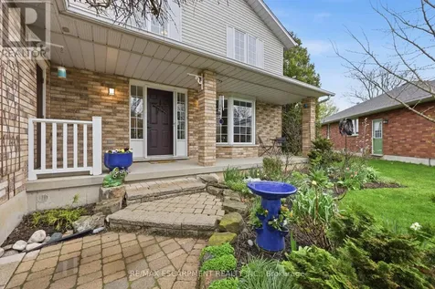 187 Alderlea Avenue Hamilton ON L0R 1W0