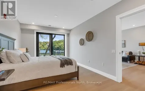 32 Brunel Road Huntsville ON P1H 1P5