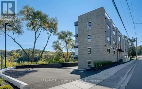 32 Brunel Road Huntsville ON P1H 1P5