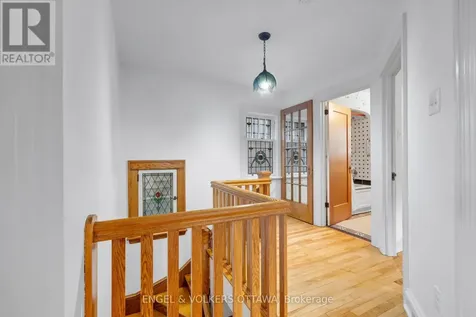 54 Glendale Avenue Ottawa ON K1S 1W4