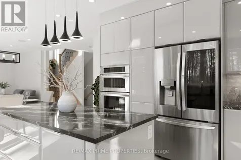 820 Mercier Crescent Ottawa ON K1W 0N6