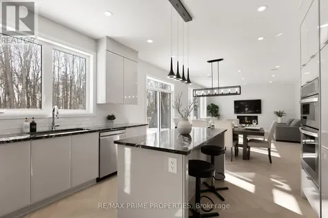 820 Mercier Crescent Ottawa ON K1W 0N6