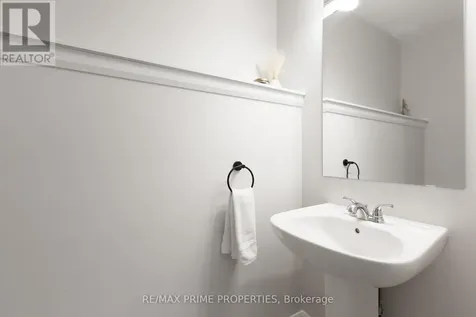 820 Mercier Crescent Ottawa ON K1W 0N6