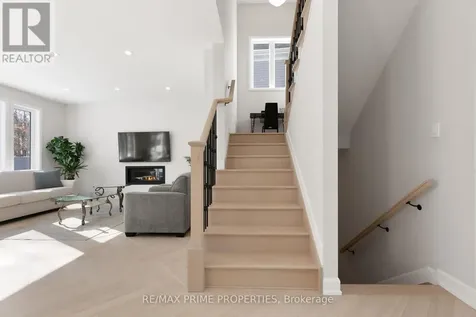 820 Mercier Crescent Ottawa ON K1W 0N6