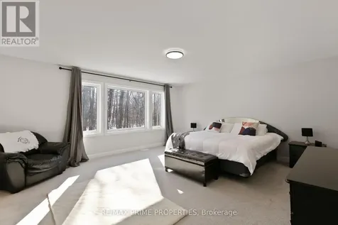 820 Mercier Crescent Ottawa ON K1W 0N6