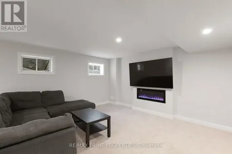 820 Mercier Crescent Ottawa ON K1W 0N6