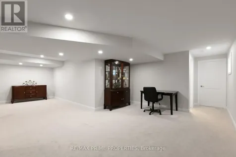 820 Mercier Crescent Ottawa ON K1W 0N6