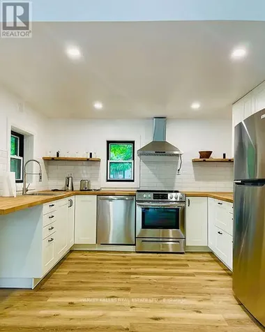 3934 Alcina Avenue Innisfil ON L9S 2M4