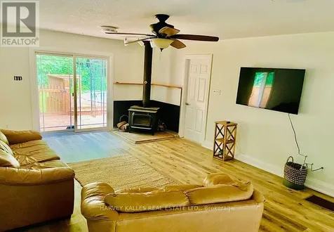3934 Alcina Avenue Innisfil ON L9S 2M4