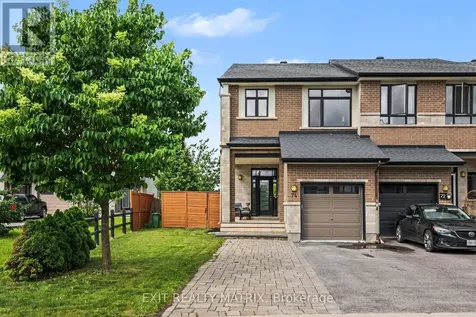 74 Nutting Crescent Ottawa ON K4M 0C3
