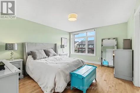 74 Nutting Crescent Ottawa ON K4M 0C3