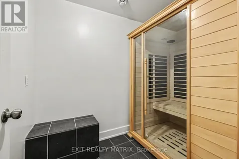 74 Nutting Crescent Ottawa ON K4M 0C3