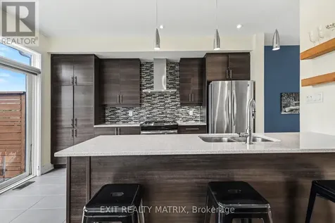 74 Nutting Crescent Ottawa ON K4M 0C3