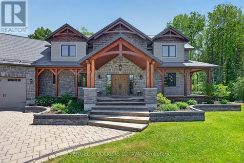 328 Silent Wood Grove Ottawa ON K0A 1L0