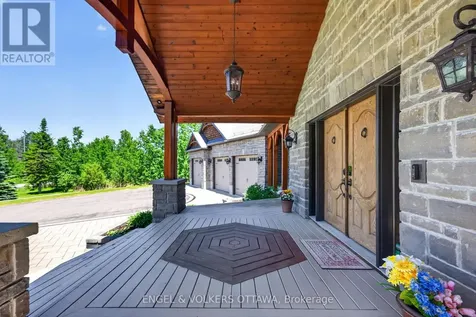 328 Silent Wood Grove Ottawa ON K0A 1L0