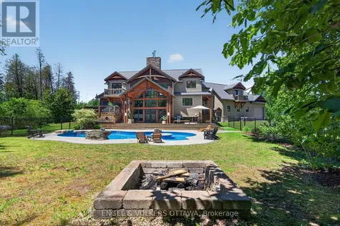 328 Silent Wood Grove Ottawa ON K0A 1L0