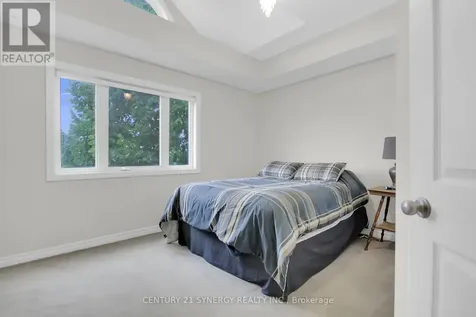 145 Oldfield Street Ottawa ON K2G 7C7