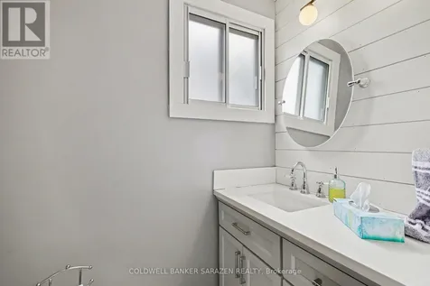 34 Downsview Crescent Ottawa ON K2G 0A5
