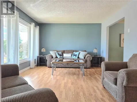 51 Kathryn Crescent North Bay ON P1B 8P5