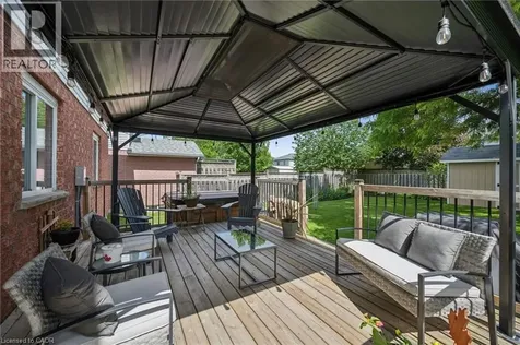 491 Sandbanks Crescent Waterloo ON N2V 2J3