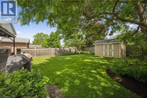 491 Sandbanks Crescent Waterloo ON N2V 2J3