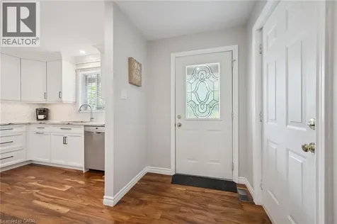491 Sandbanks Crescent Waterloo ON N2V 2J3