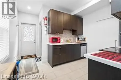 146 Forest Avenue Hamilton ON L8N 1X5