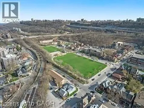 146 Forest Avenue Hamilton ON L8N 1X5