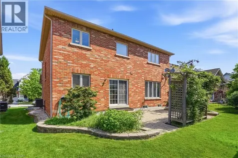 33 Stevens Drive Niagara-on-the-lake ON L0S 1J0