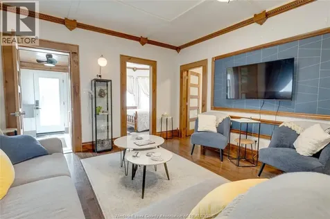 1108 Assumption Street Windsor ON N9A 3C4
