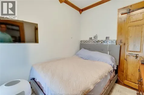 1108 Assumption Street Windsor ON N9A 3C4