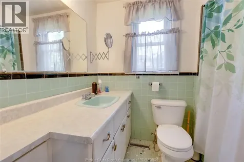 1108 Assumption Street Windsor ON N9A 3C4