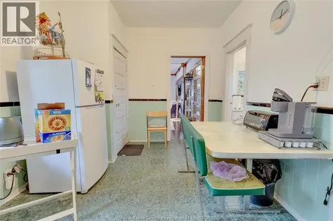 1108 Assumption Street Windsor ON N9A 3C4