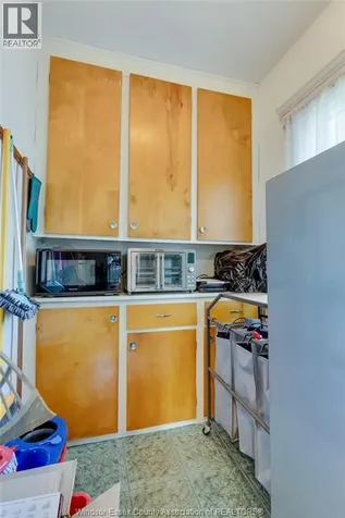 1108 Assumption Street Windsor ON N9A 3C4