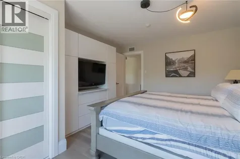 1235 Deerhurst Drive Huntsville ON P1H 2E8