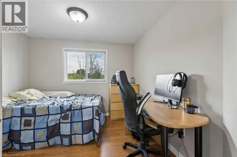 72 Chesterton Lane Guelph ON N1E 7A6