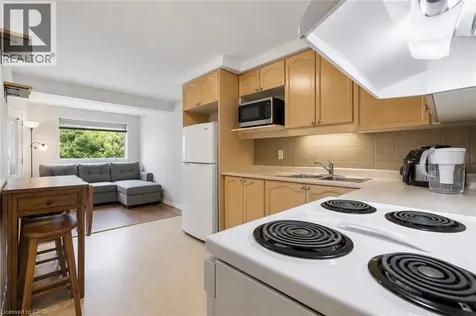 72 Chesterton Lane Guelph ON N1E 7A6