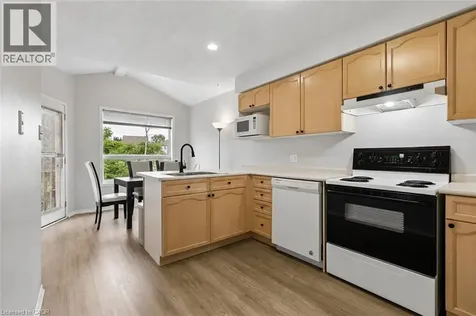 72 Chesterton Lane Guelph ON N1E 7A6