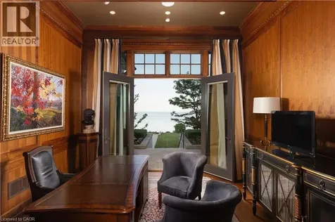 2054 Lakeshore Road East Oakville ON L6J 1M3