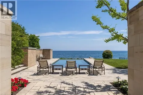 2054 Lakeshore Road East Oakville ON L6J 1M3