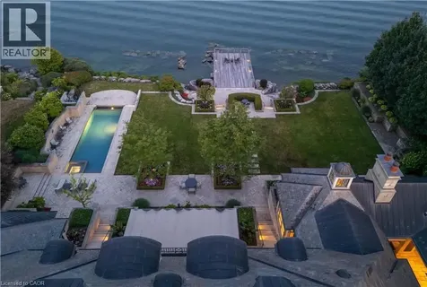 2054 Lakeshore Road East Oakville ON L6J 1M3