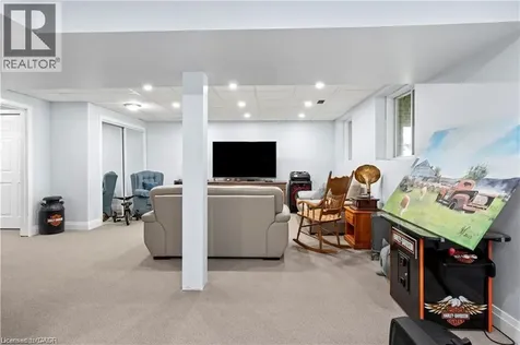 122 Bridge Crescent Palmerston ON N0G 2P0