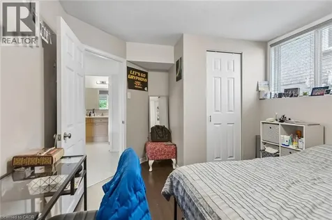 72 Chesterton Lane Guelph ON N1E 7A6