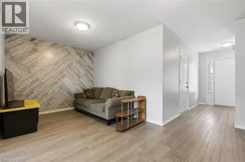 72 Chesterton Lane Guelph ON N1E 7A6