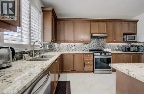 356 Robert Ferrie Drive Kitchener ON N2P 2Y6