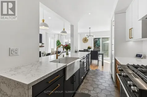 2111 Westmount Drive Oakville (wm Westmount) ON L6M 3P3